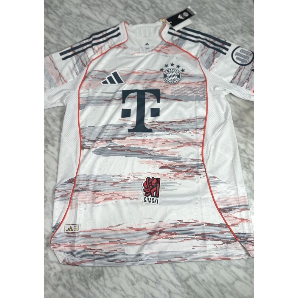 adidas Bayern Munich Authentic Away Football Jersey JJ2145 Men’s Large NEW